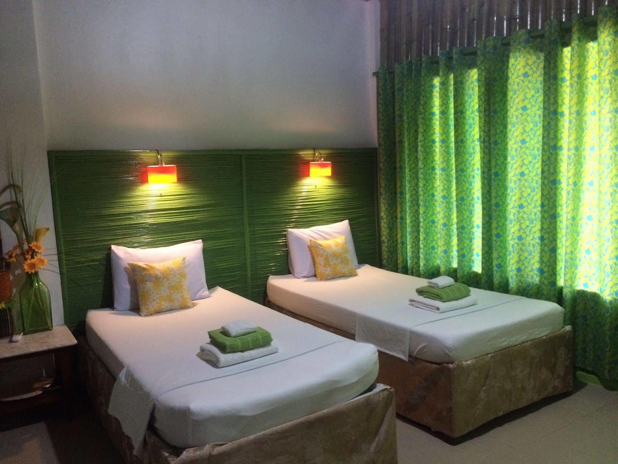 Mayfair Resort بنغلاو المظهر الخارجي الصورة