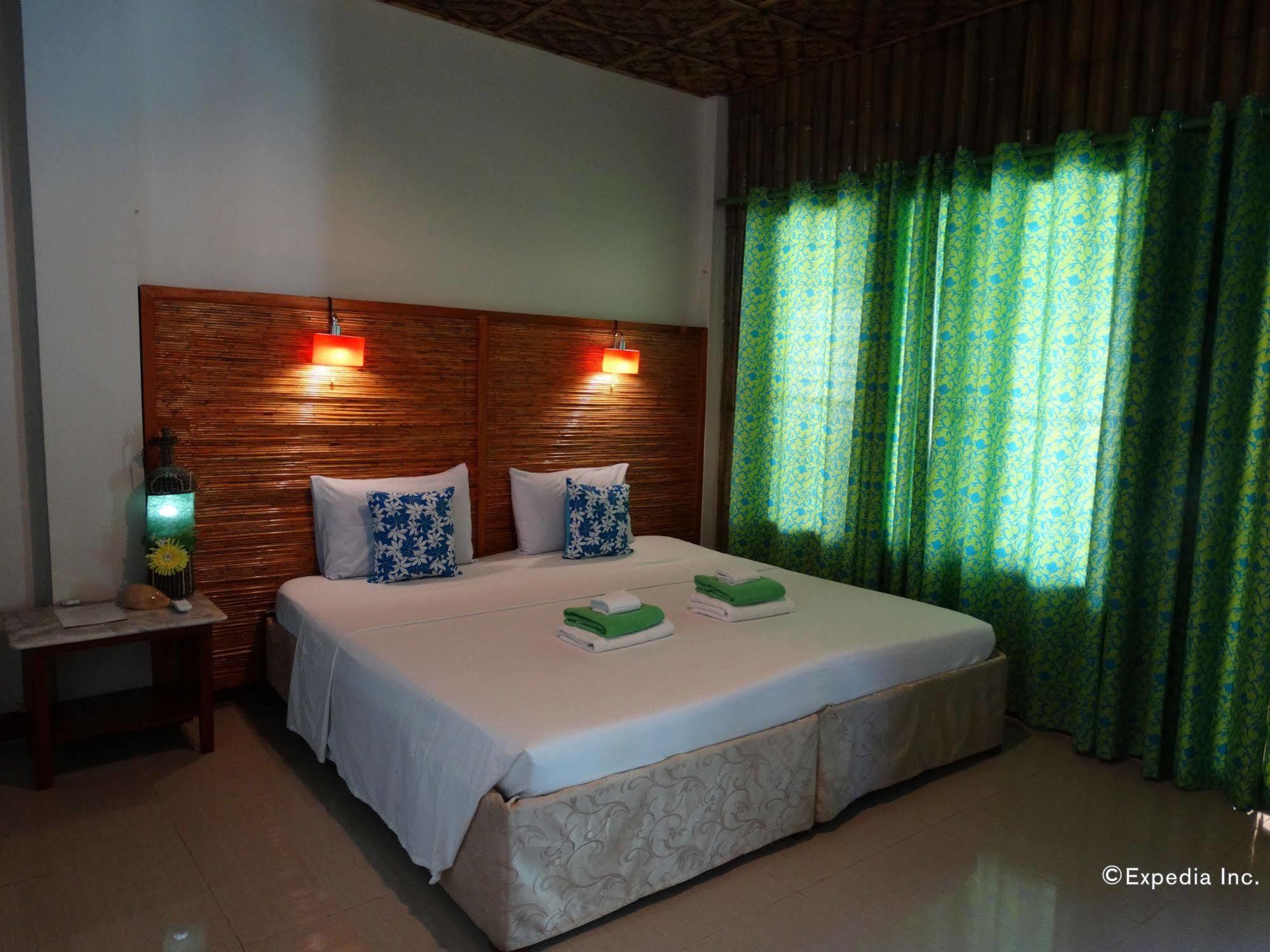 Mayfair Resort بنغلاو المظهر الخارجي الصورة